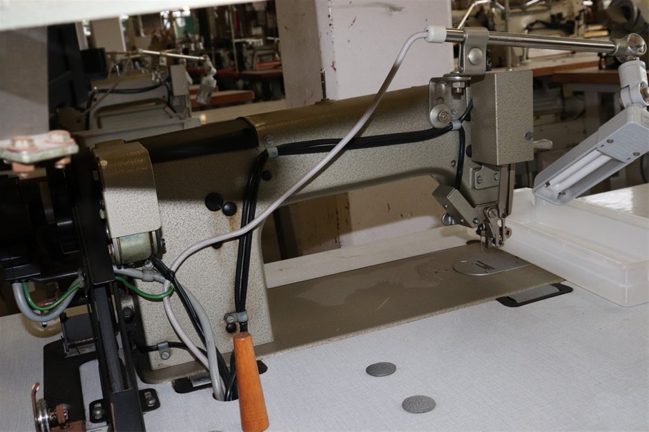 SUTTON PLACE Cooling Blanket, Queen Size, Polyester, Peach.