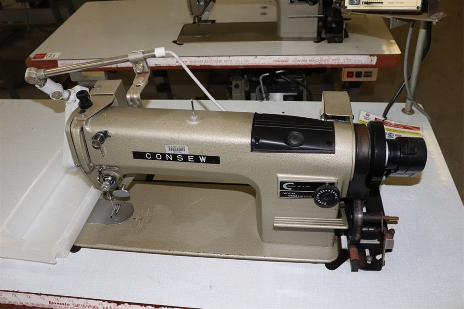 TRAMONTINA Stainless Steel 2-Tier Dish Drying Rack. N.B: Damaged packaging.