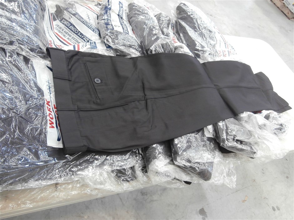 DeWALT 18V 5.0Ah XR Li-Ion Cordless Slide Battery. NB: Minor use & Not in O