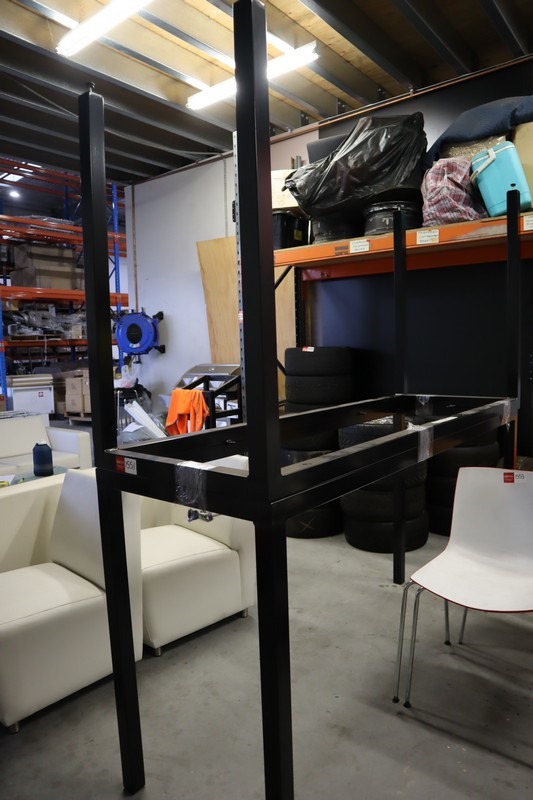 Circle of Friends Pink Moscato Slimline Cans NV (24x 250mL) Limestone Coast