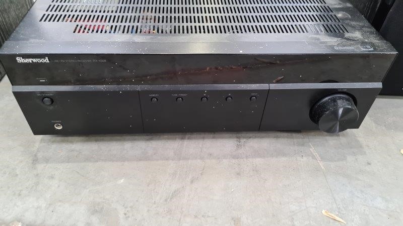 Sweet Caroline Pinot Noir (6x 750mL).