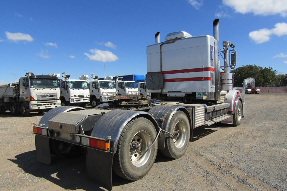 Little Giant Pinot Noir (6x 750mL).