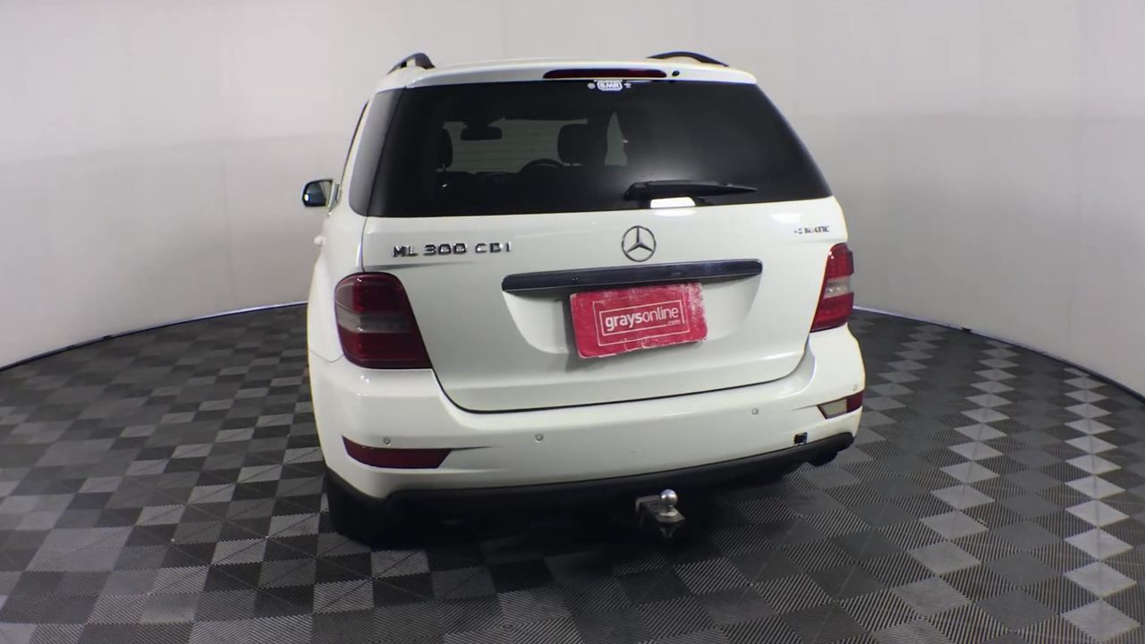 Helen & Joey Estate Cleanskin Merlot Cabernet Sauvignon 2019 (6x 750mL) VIC