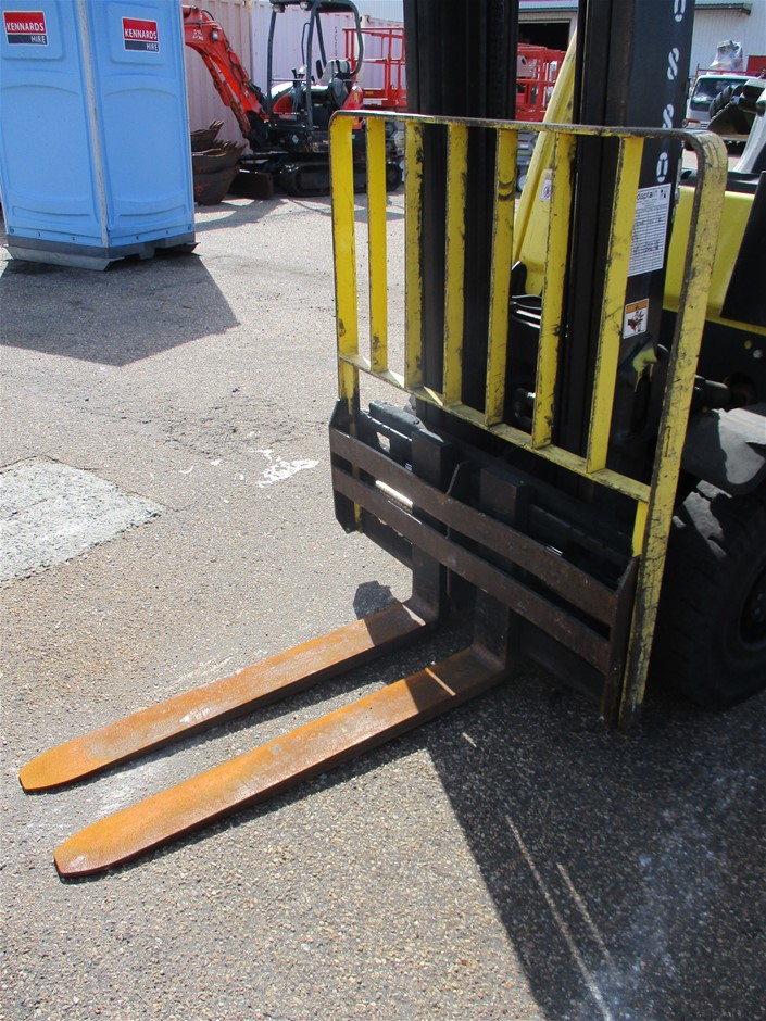 0.735ct GRA Certified Moissanite 925 Sterling Silver Band Ring - Size 8