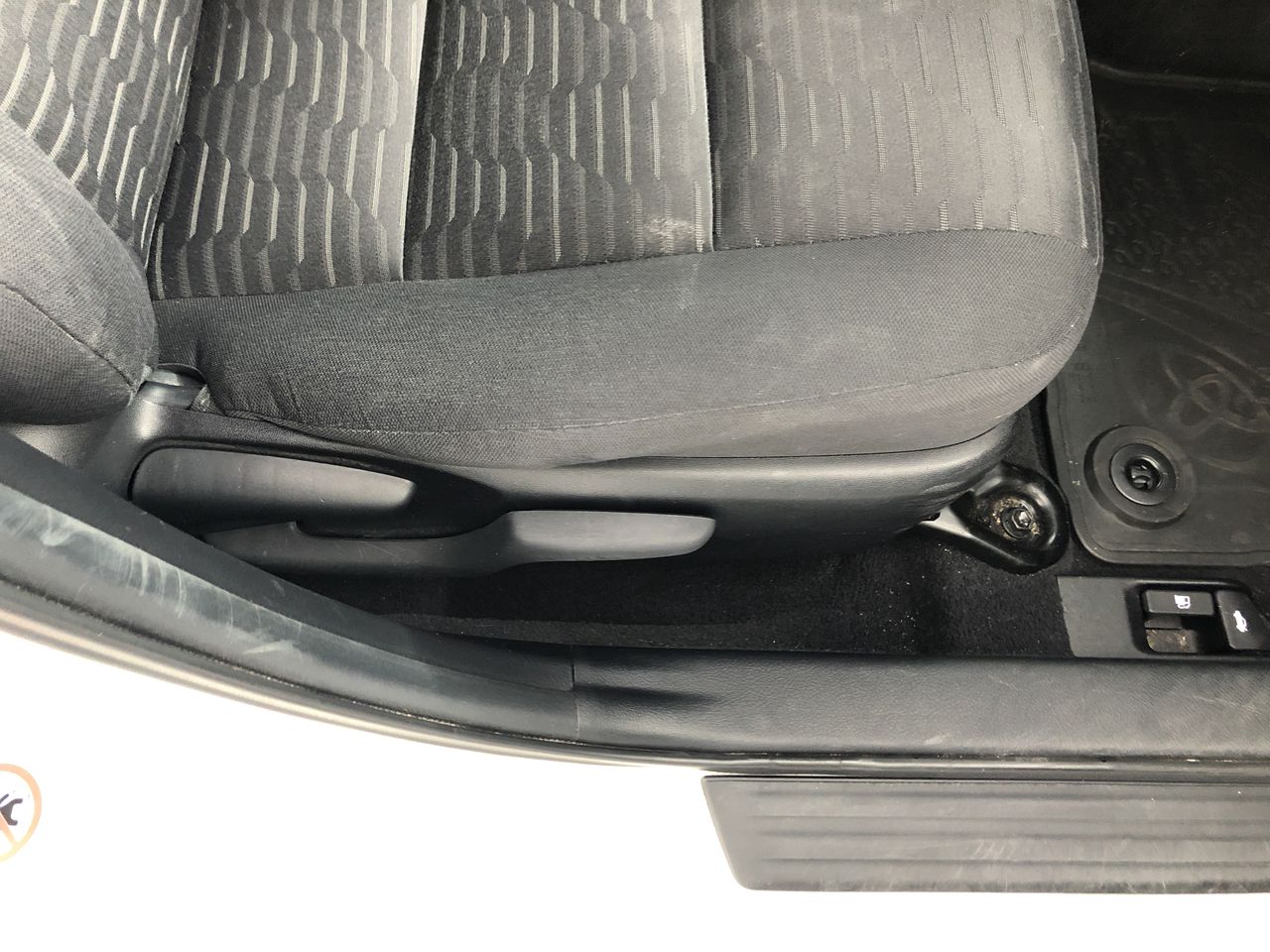 1966 Australia silver 50 cent in case 1 kilo copper bar & 1g silver bar