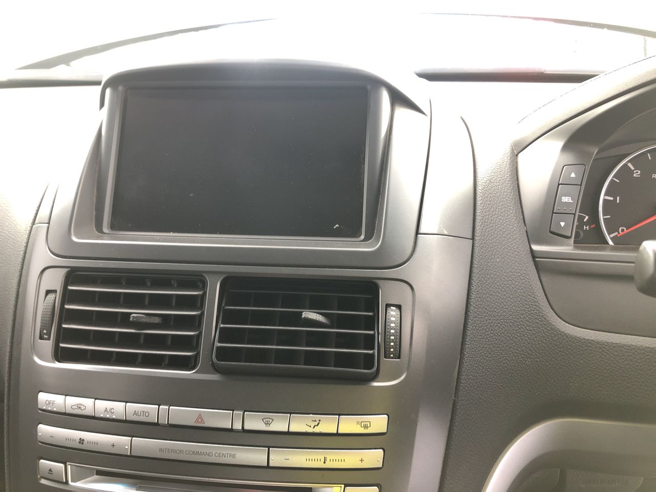 2010 Toyota HiAce LWB KDH201R Turbo Diesel Manual Van