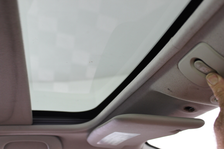 9K WHITE GOLD 0.40ct F VS LAB DIAMOND SPIRAL RING