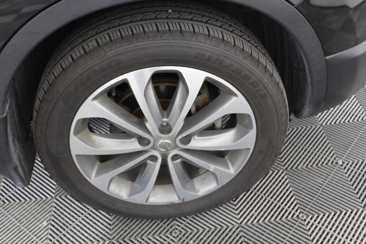 9K WHITE GOLD 0.20ct F VS LAB DIAMOND PEAR OFFSET RING