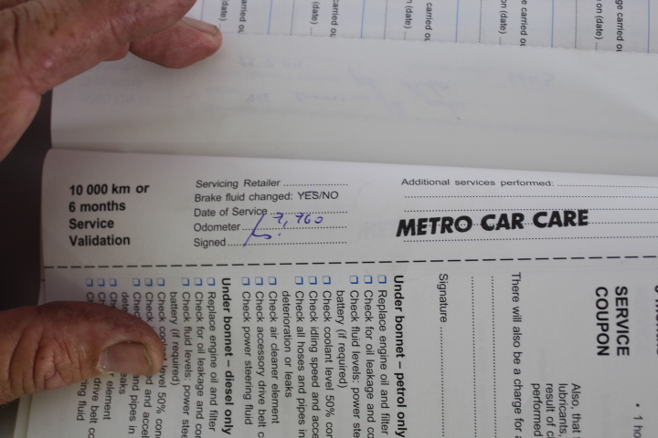 9K YELLOW GOLD 0.50ct F VS LAB DIAMOND CLAW SET BAND