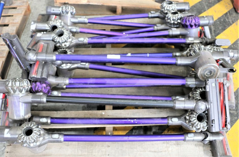 7.13 Carats Yellow-Green Sapphire