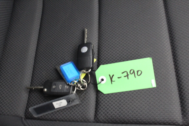 Jules Roy Pinot Noir 2024 (6x 750mL), France.