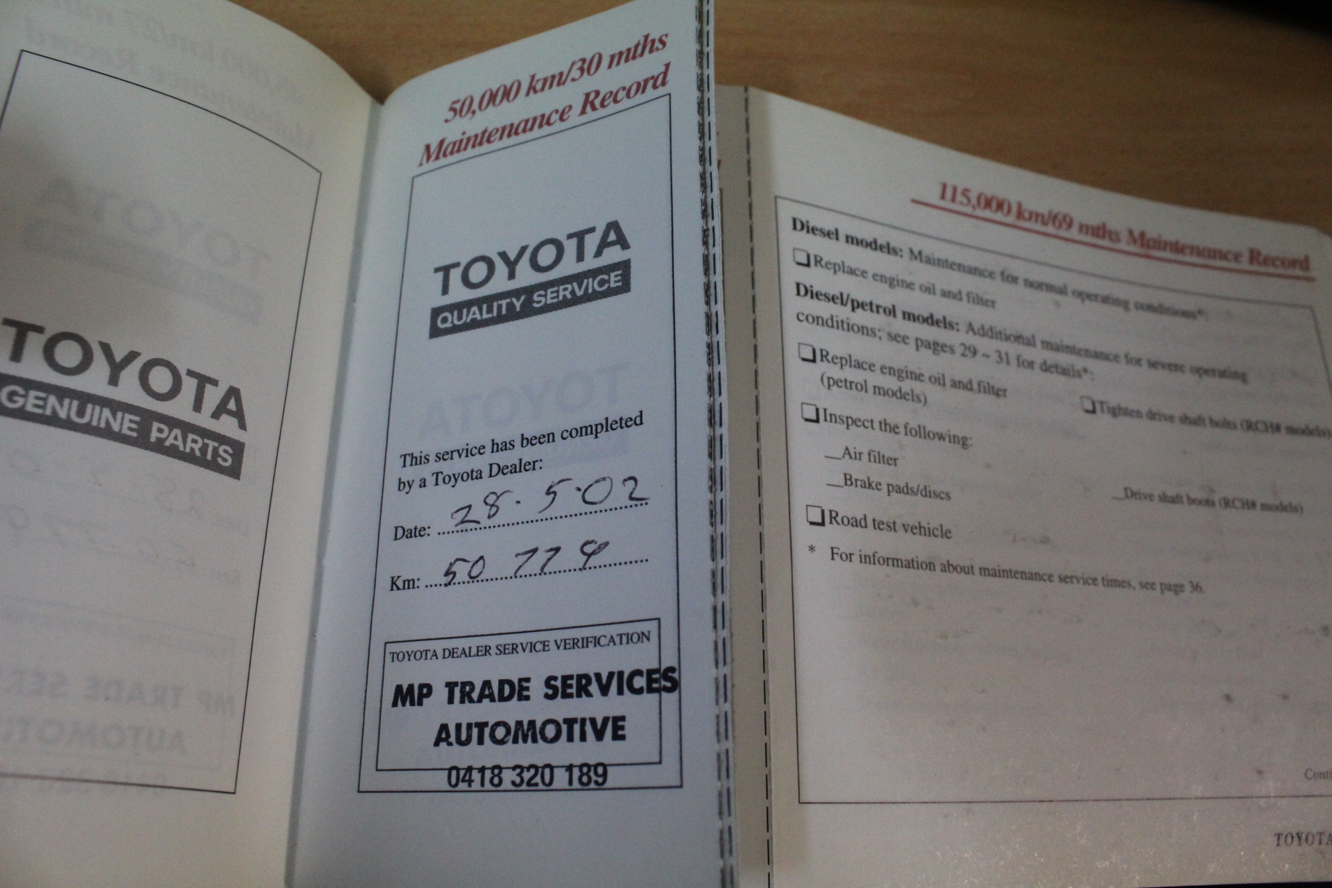 Panasonic PT-RZ470 DLP Projector