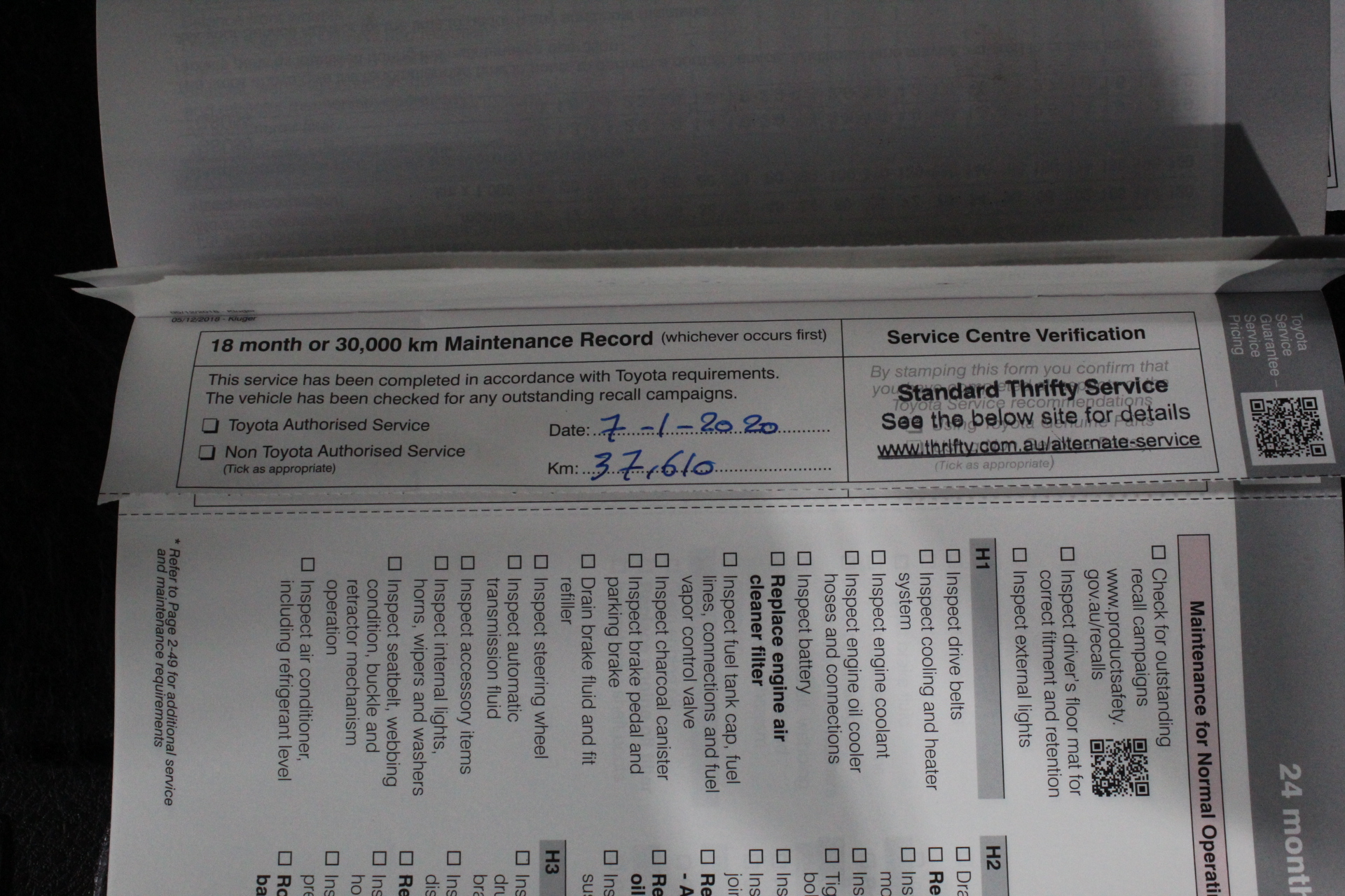 Reid Black/White/Blue Road Bicycle