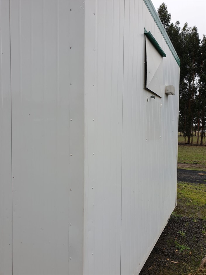 Quantity of Steel Struts