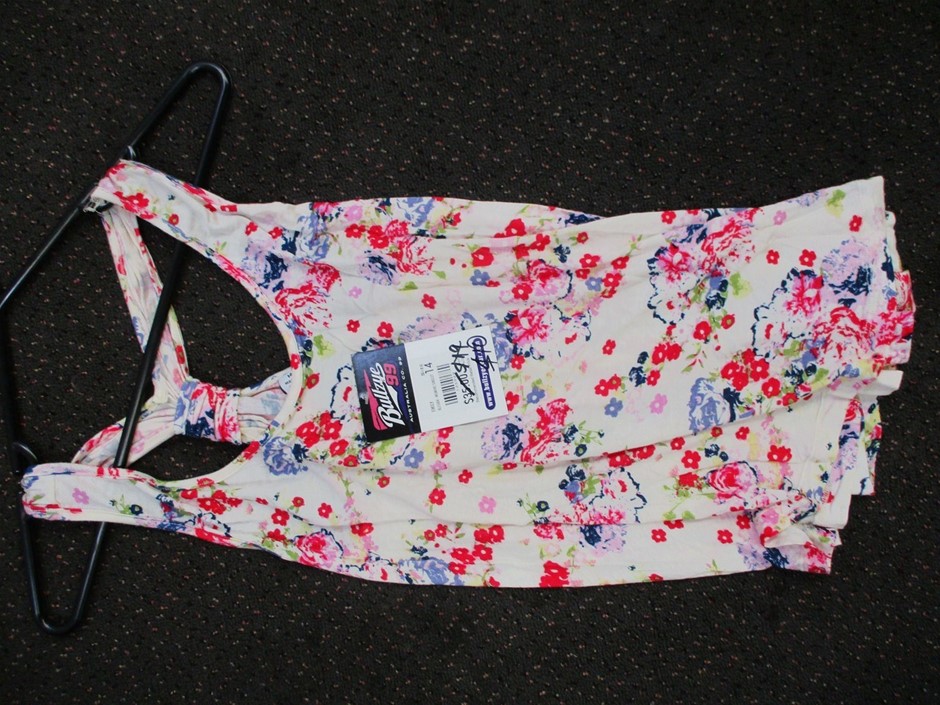 4.74 Carats Black - Color Play Opal