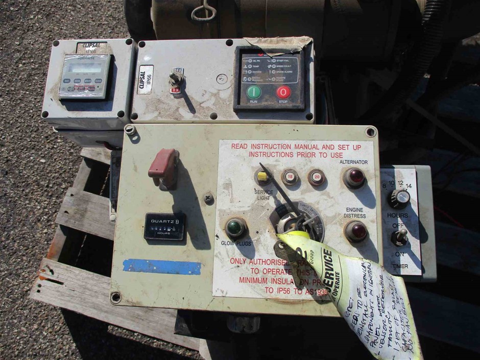 18K White Gold-Filled Link Ring with Simulated Diamonds - Size 10