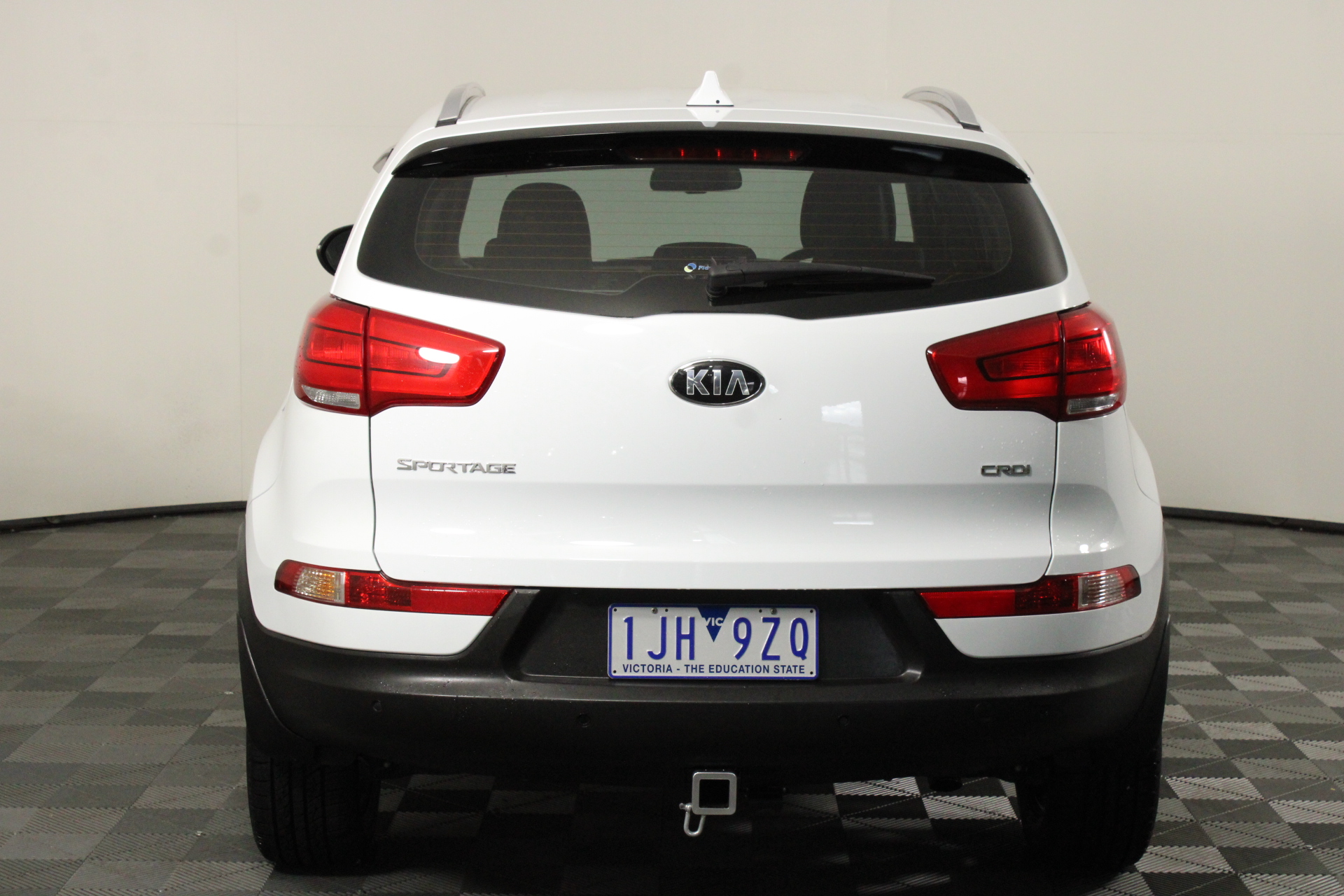 18k White Gold-Filled Tennis Bracelet Round Cut Simulated Diamonds - 17.8cm