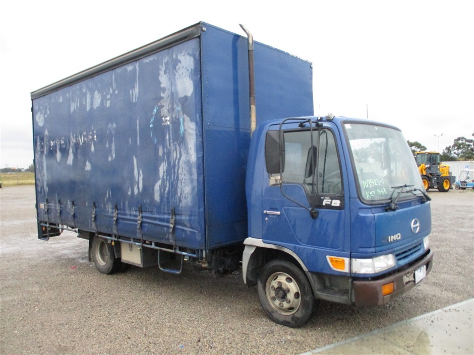 Veuve D'Argent Cuvee Prestige Blanc de Blancs Brut NV (6x 750mL)