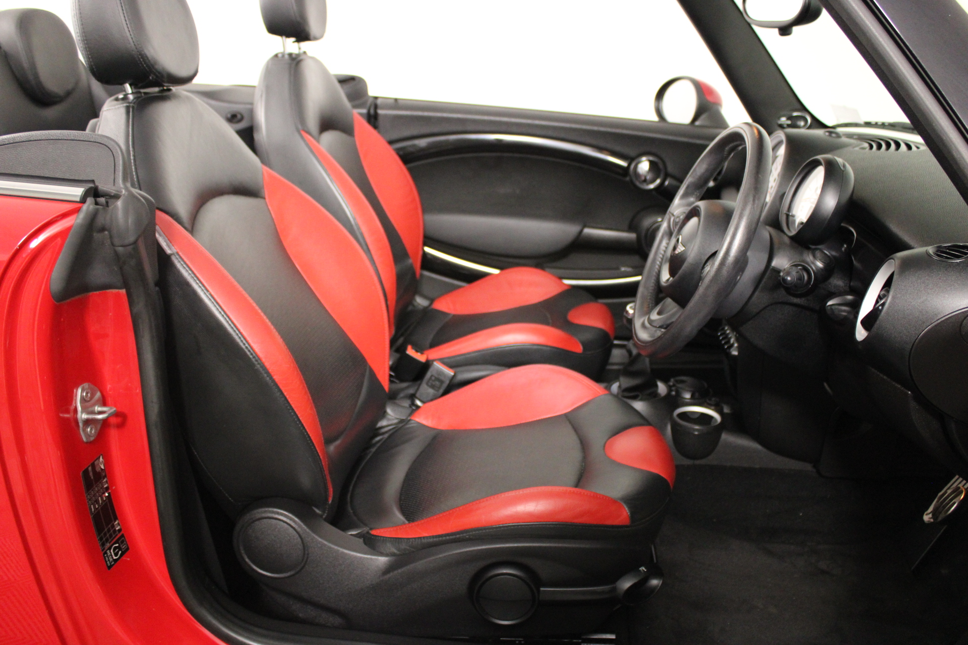 Divici Prosecco Organic NV (6 x 750mL), Italy.