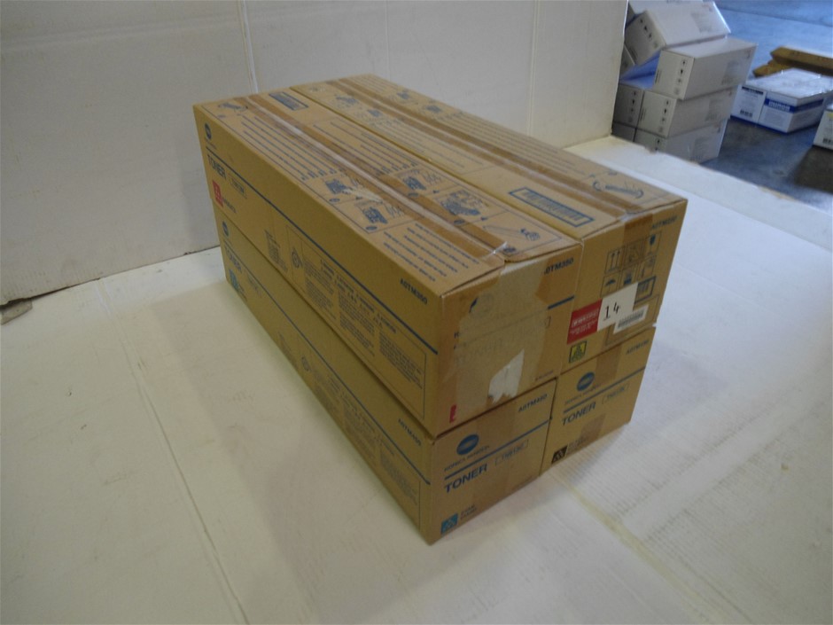 RIP CURL Women's Premium Surf D-DD Deep-V Bikini Top - Black, Size 2XS. RRP