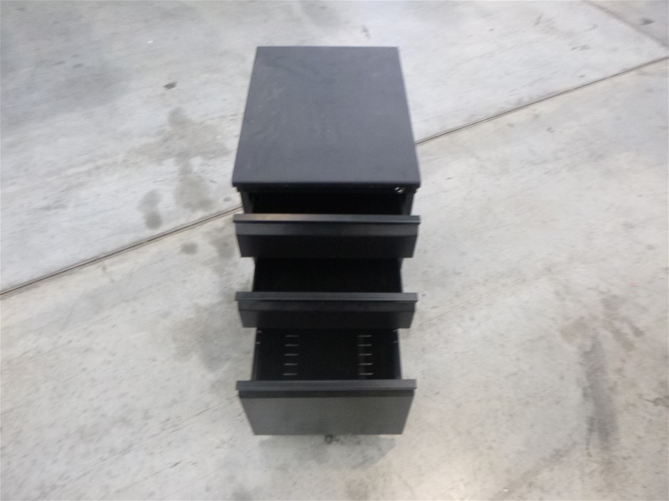 NAUTICA Men's Stripe Swim Short, Size 2XL, Navy (4NV), NAT50225.  Buyers No