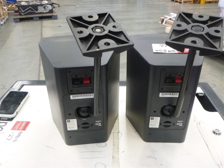 RIP CURL Boy's Future Evolution UV Short Sleeve Rash Vest, Size 10, Black.