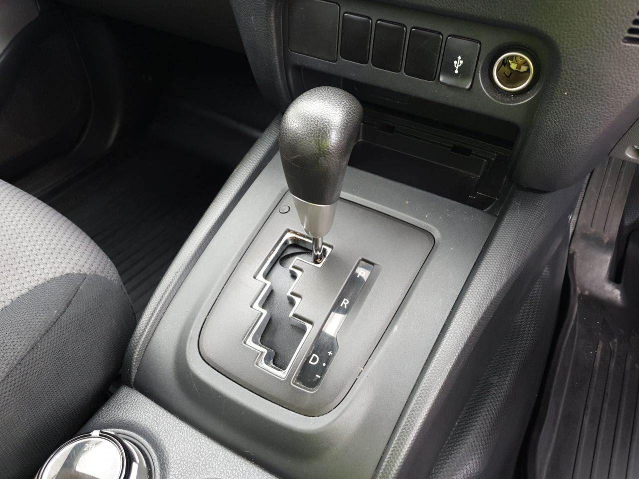 5.0sqft 100% Stretch Leather Hide