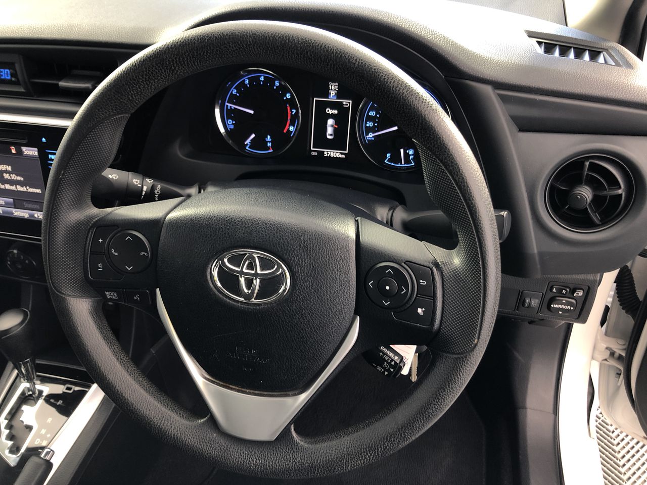Late 20th Century Decorative Ceramic Hand Painted Bowl