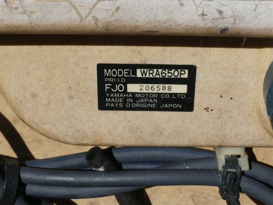 AMAZON BASICS Sturdy Heavy-Duty Non-Slip Platform Bed Frame, King Size, Sto