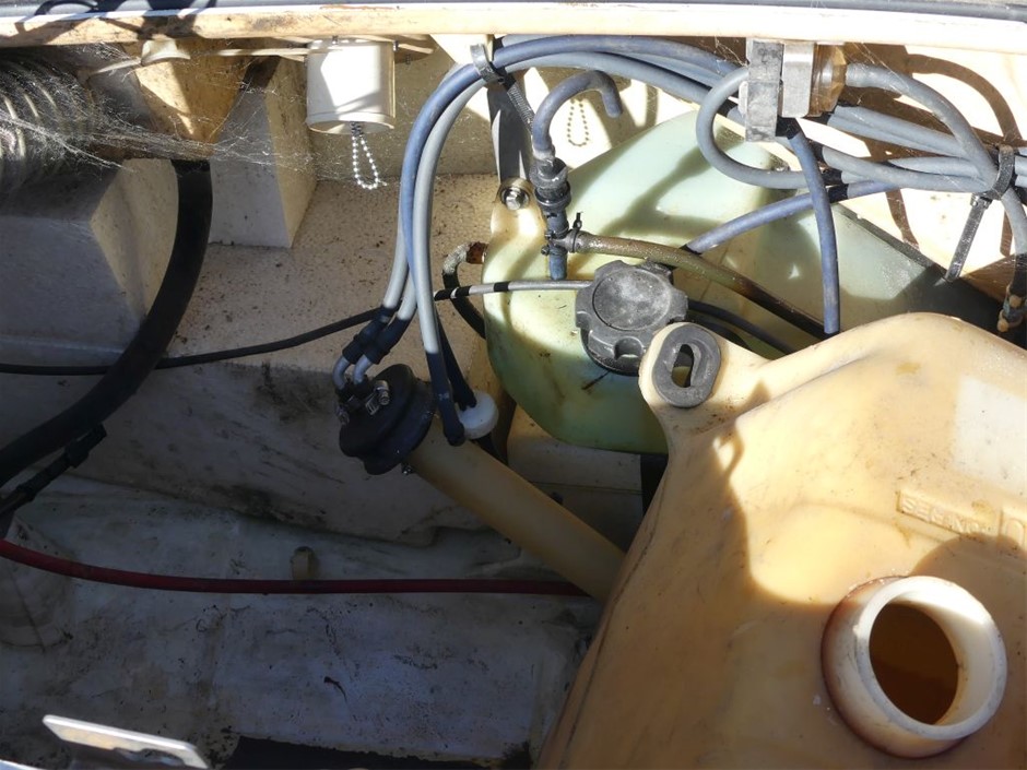 DRIVE MEDICAL Economy Removable Top I. V. Pole, Silver Vein. NB: May be Mis