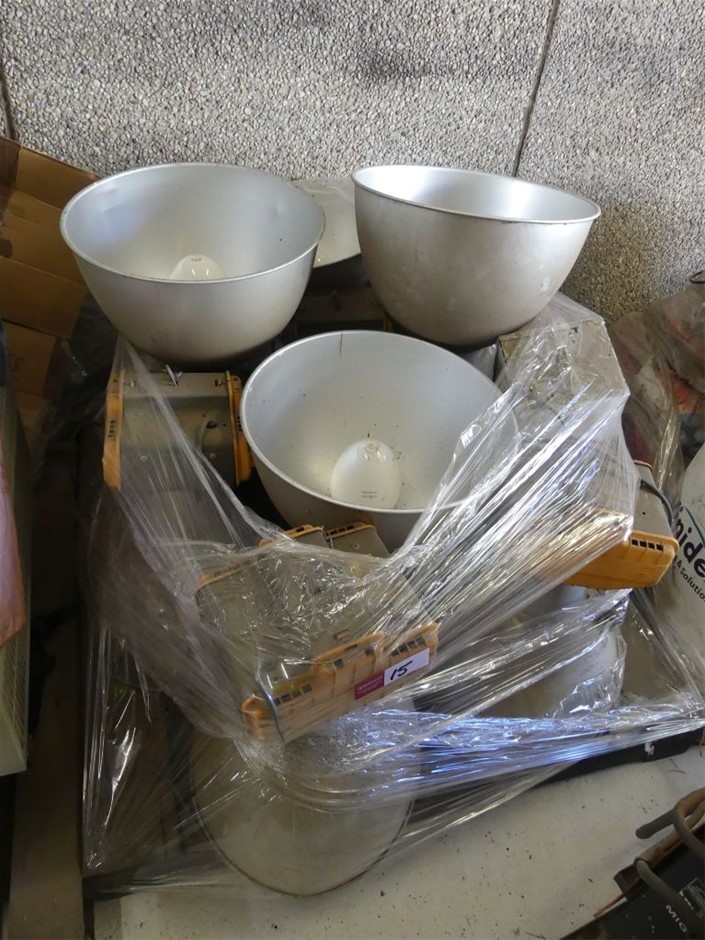 MEDELA Motion InBra Wearable Electric Breast Pump, Designed for Dependable