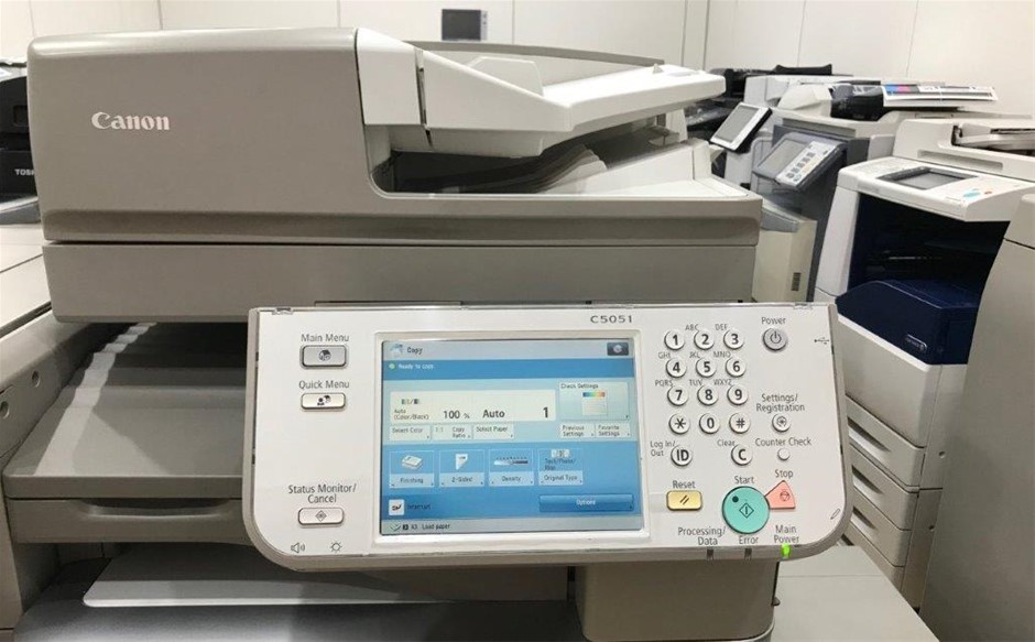 0.12 carat white round 4 diamond