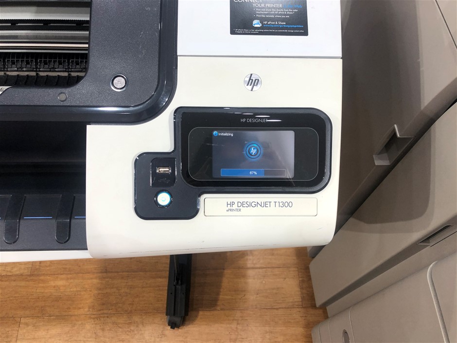 Waterproof  Watch Barrel Shaped Transparent Red Color Quartz Watch Popular