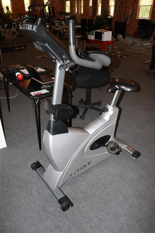 <p>Portable Building Shell 12.0M x 3.0M</p>