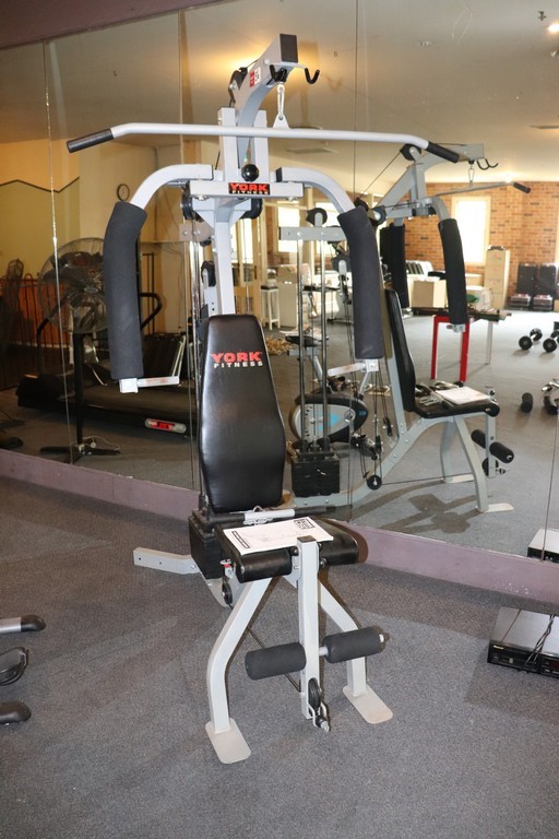 CHAR-BROIL The Big Easy Smoker, Roaster & Grill Cover