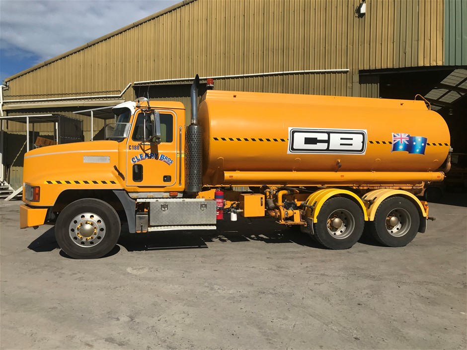 Approx 37 Ct of Loose Boulder Opal Chips (Coober Peby) In glass disp/bottle