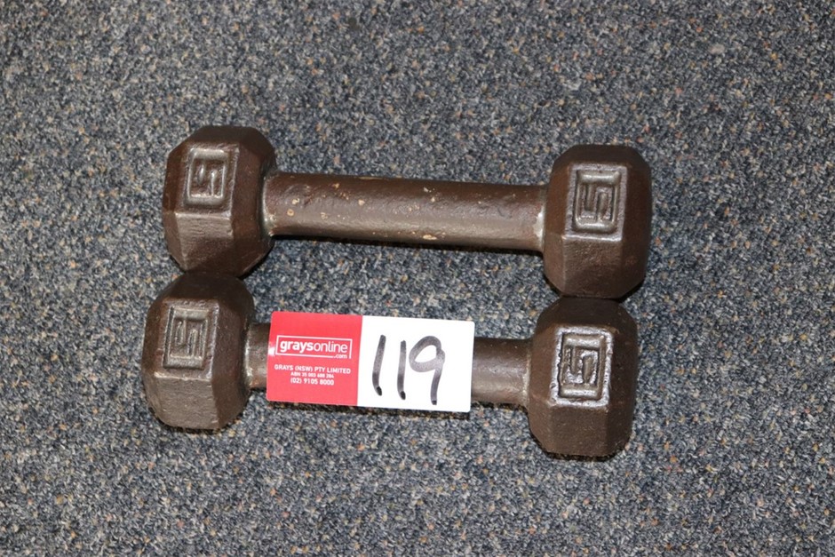 Approx 37 Ct of Loose Boulder Opal Chips (Coober Peby) In glass disp/bottle