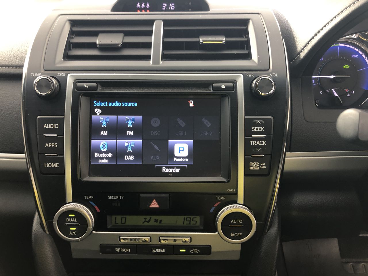 6 x FOSTER GRANT Design Optics Readers Glasses with Cases, Prescription +1.