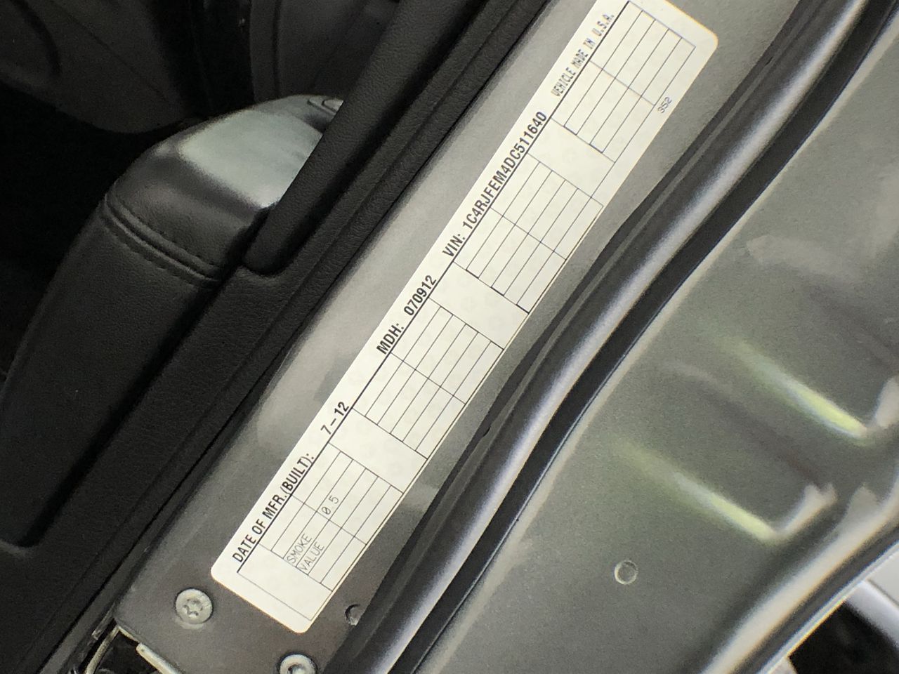 ALLEN SPORTS Deluxe 2-Bike Trunk Mount Rack, Colour: Black/Silver.