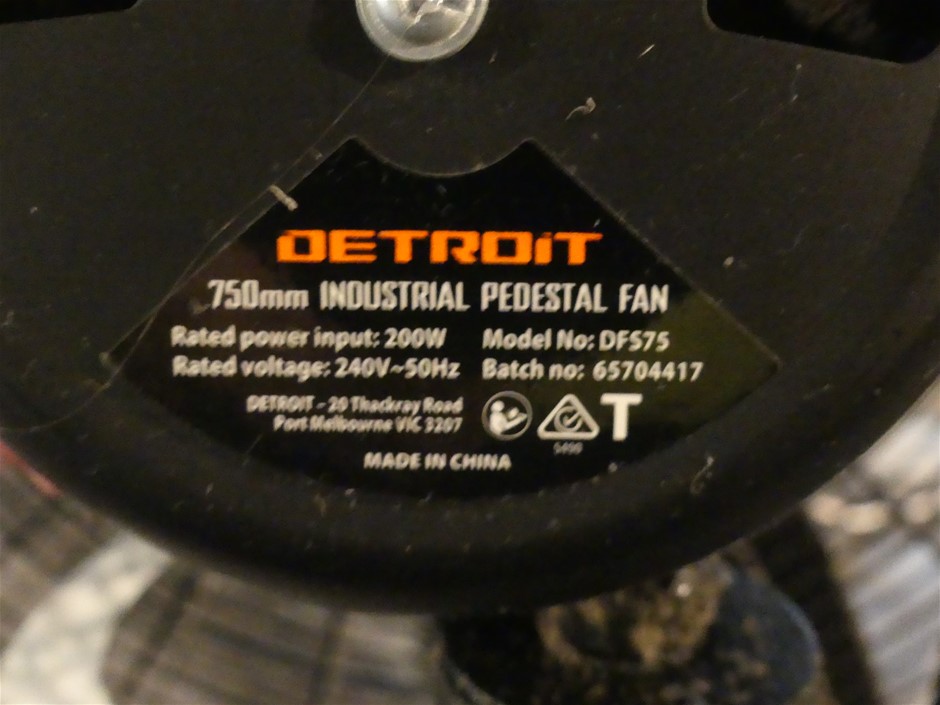 FANTTIK S200 APEX Powerful Portable Air Pump and Tire Inflator with Power B