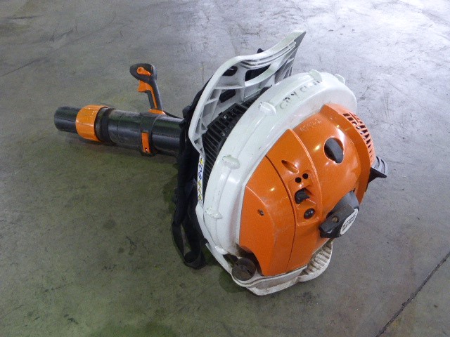 INGENUITY Tuckaway Toddler Folding Tub, Folds to Store, Easy to Clean, No A