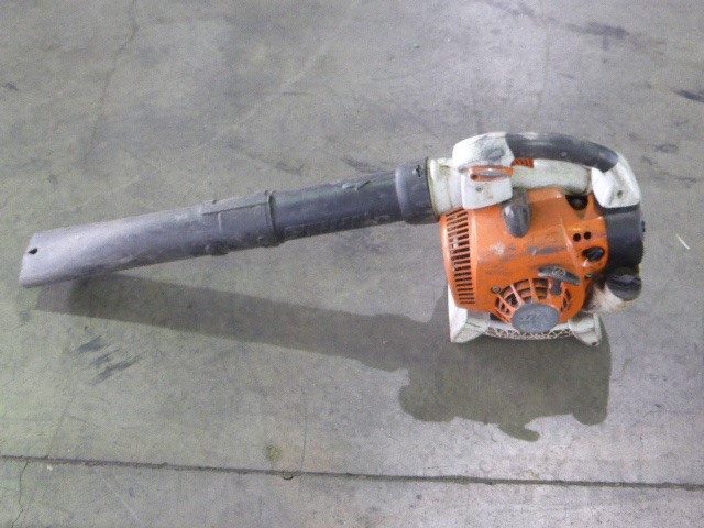 APPLE Airpods 4 (Active Noise Cancelling). S/N: HK3321KHY7. NB: Minor Use,