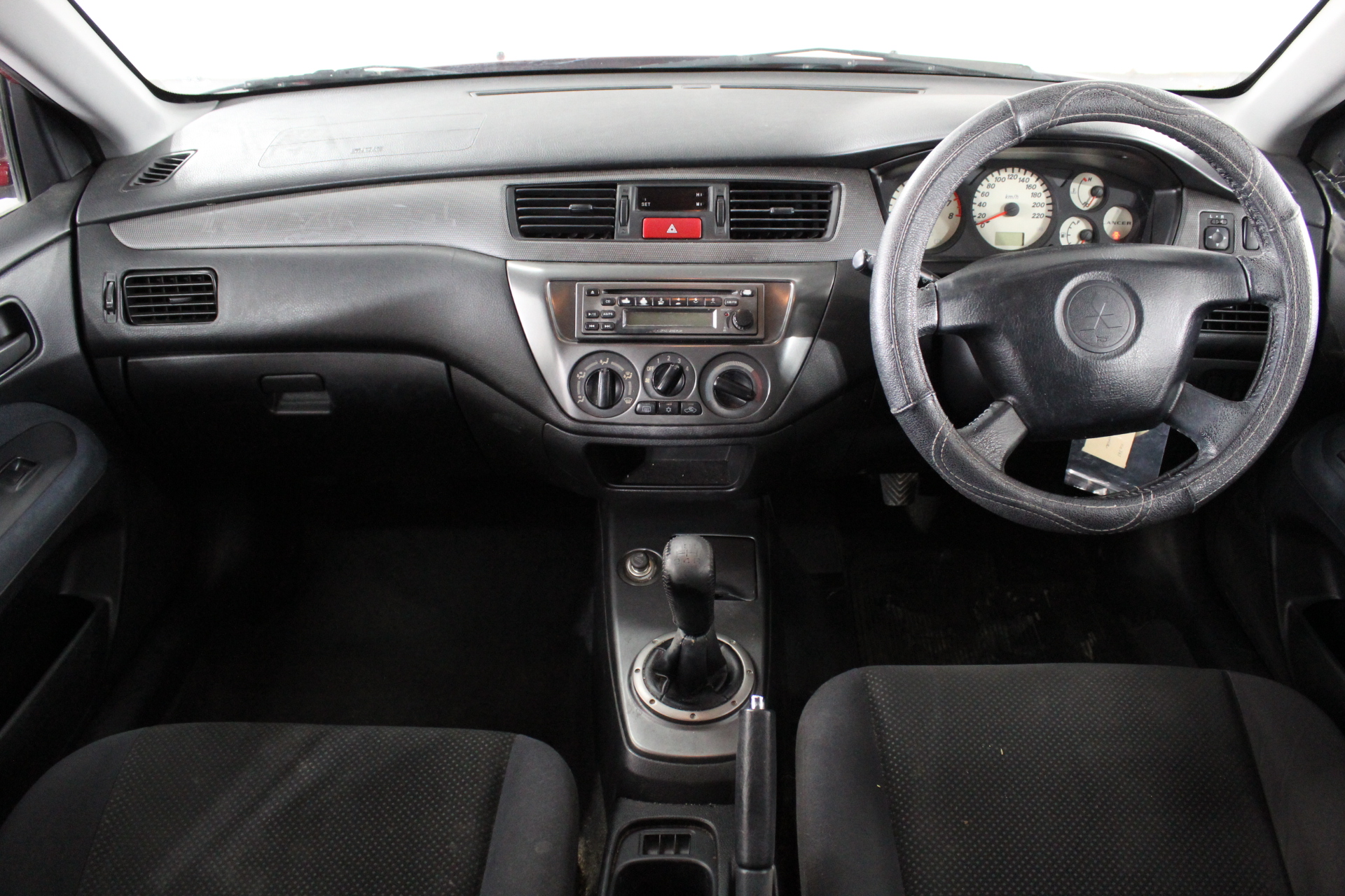 2.07 Carats Natural Color Change Sapphire - AIG Certified