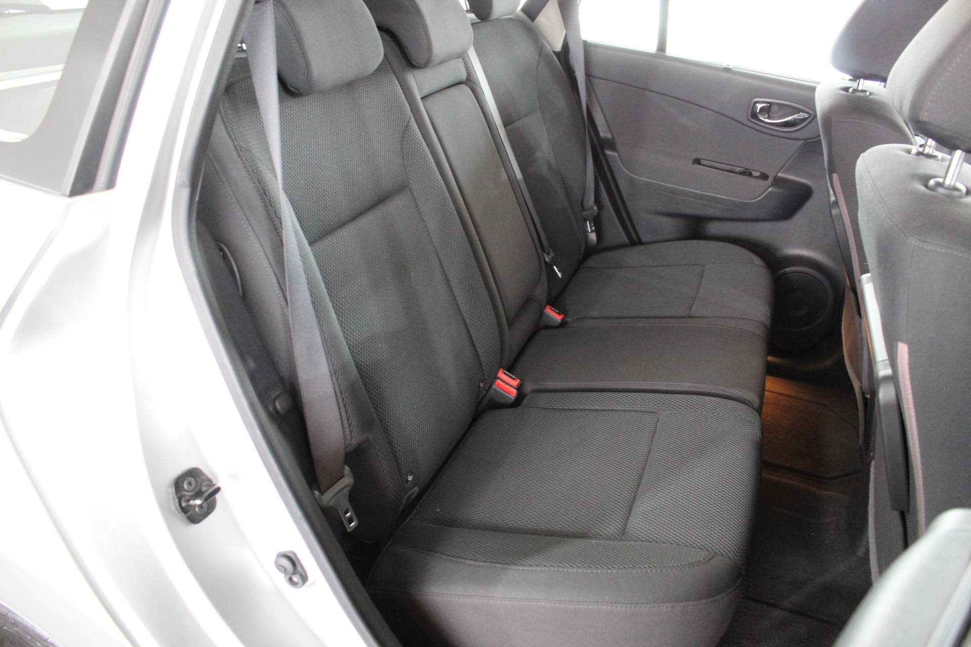 2016 UNC 50c HOLDEN HERITAGE COLLECTION HQ Kingswood COIN ON CARD