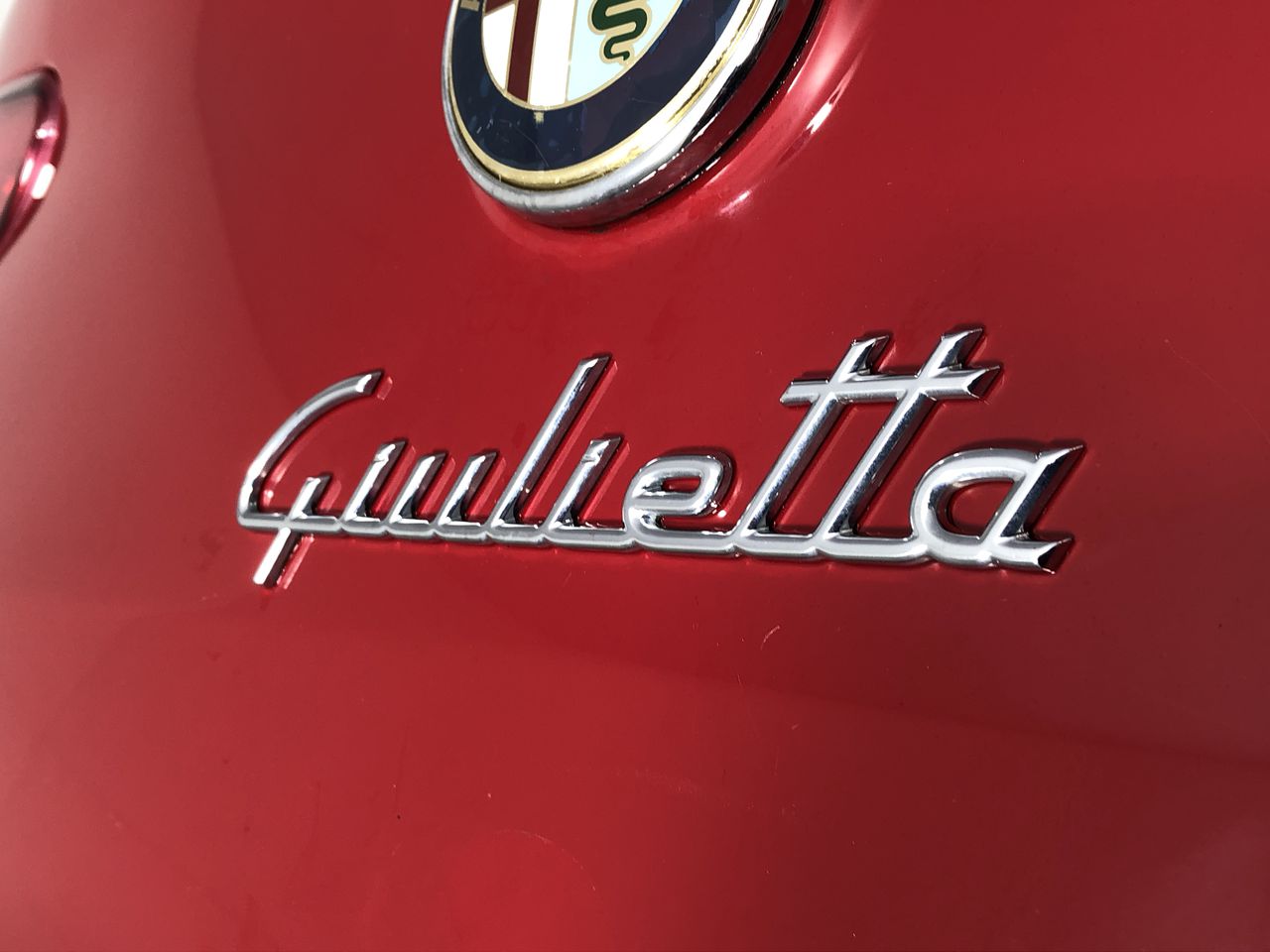 2018 100 Years Of Armistice Purple Poppy 1/10th OZ (Approx) 999 Silver Coin