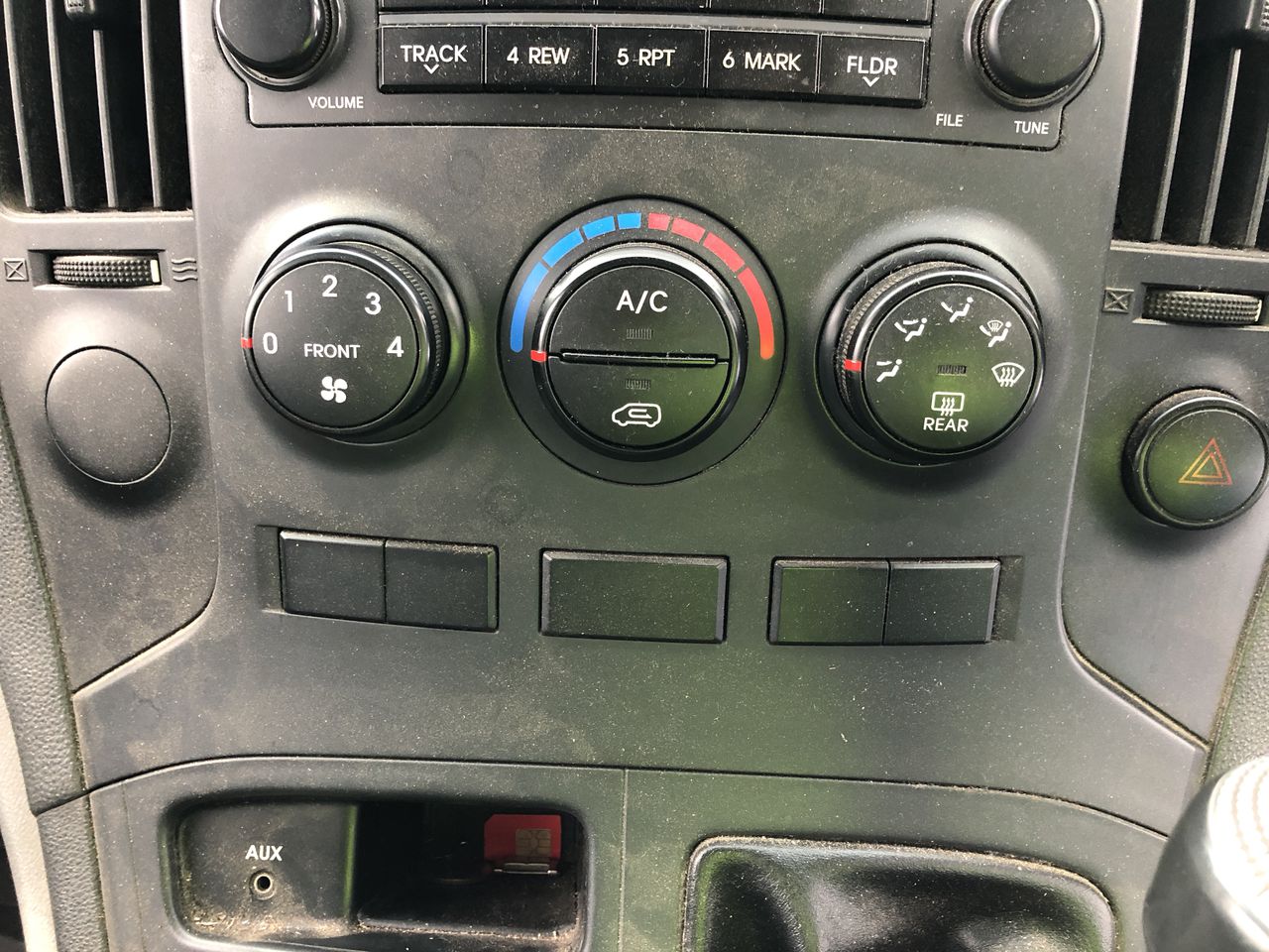 Wolf Blass Red Label Shiraz (6x 750mL), SEA.