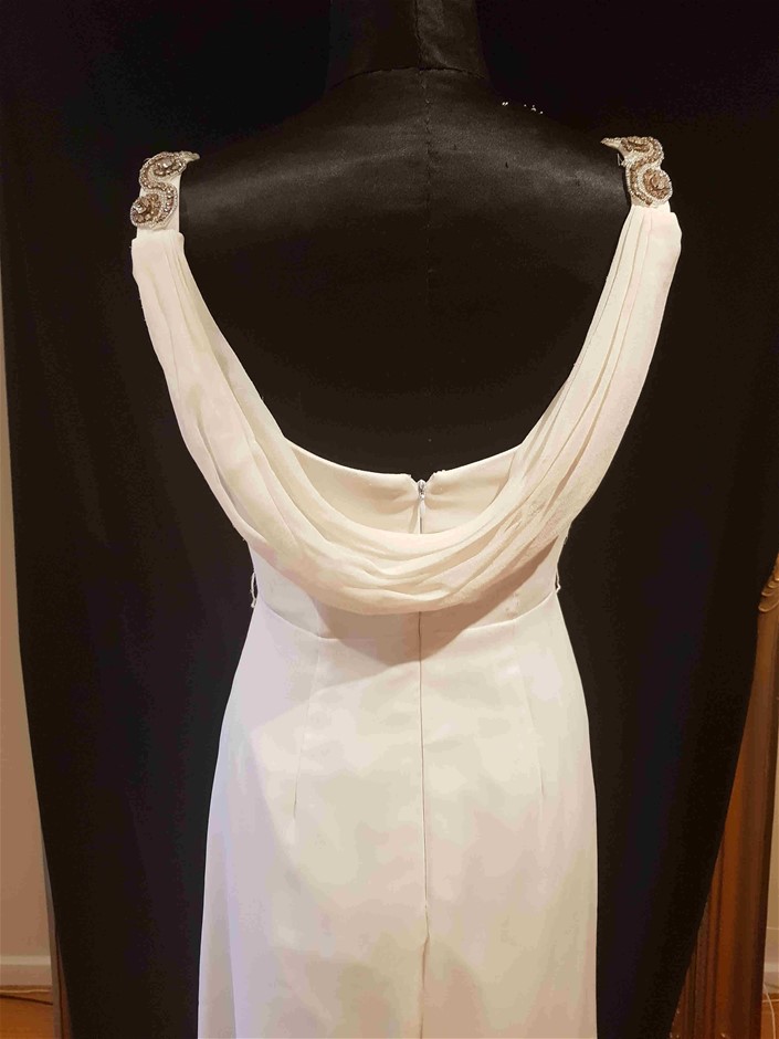 ADVENT Women's Relaxed V-Neck Knit, Size XS, 100% Acrylic, Cloud. (114690)