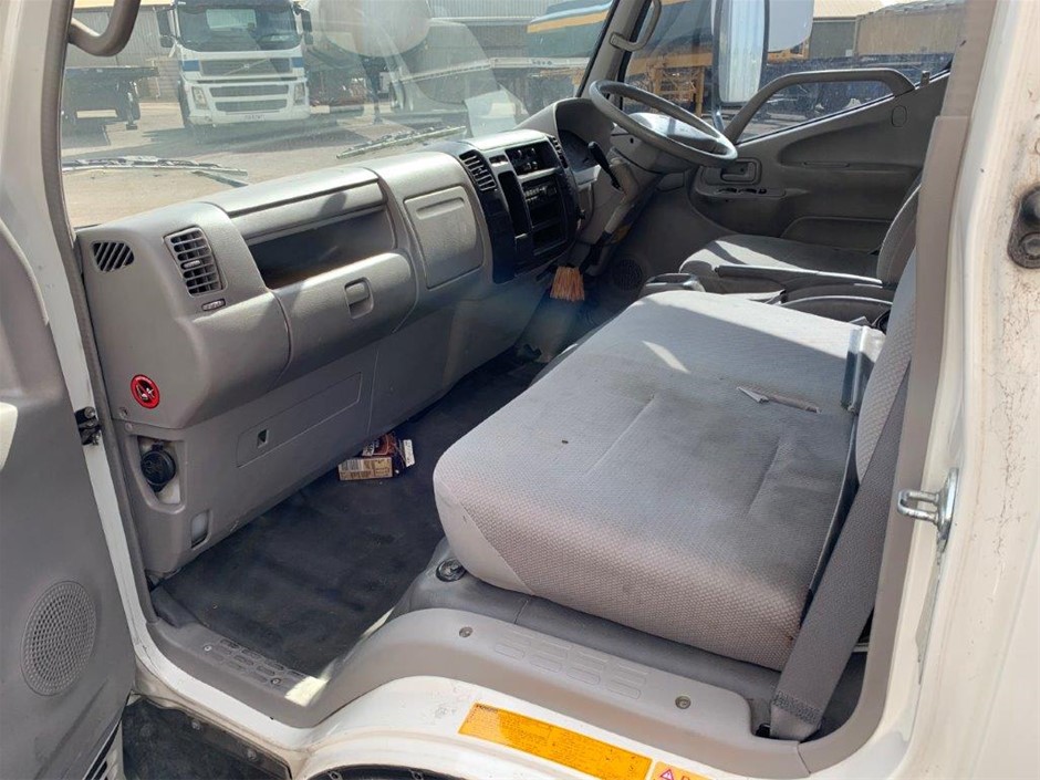 Little Giant 'Organic' Pet Nat 2022 (6x 750mL) SA