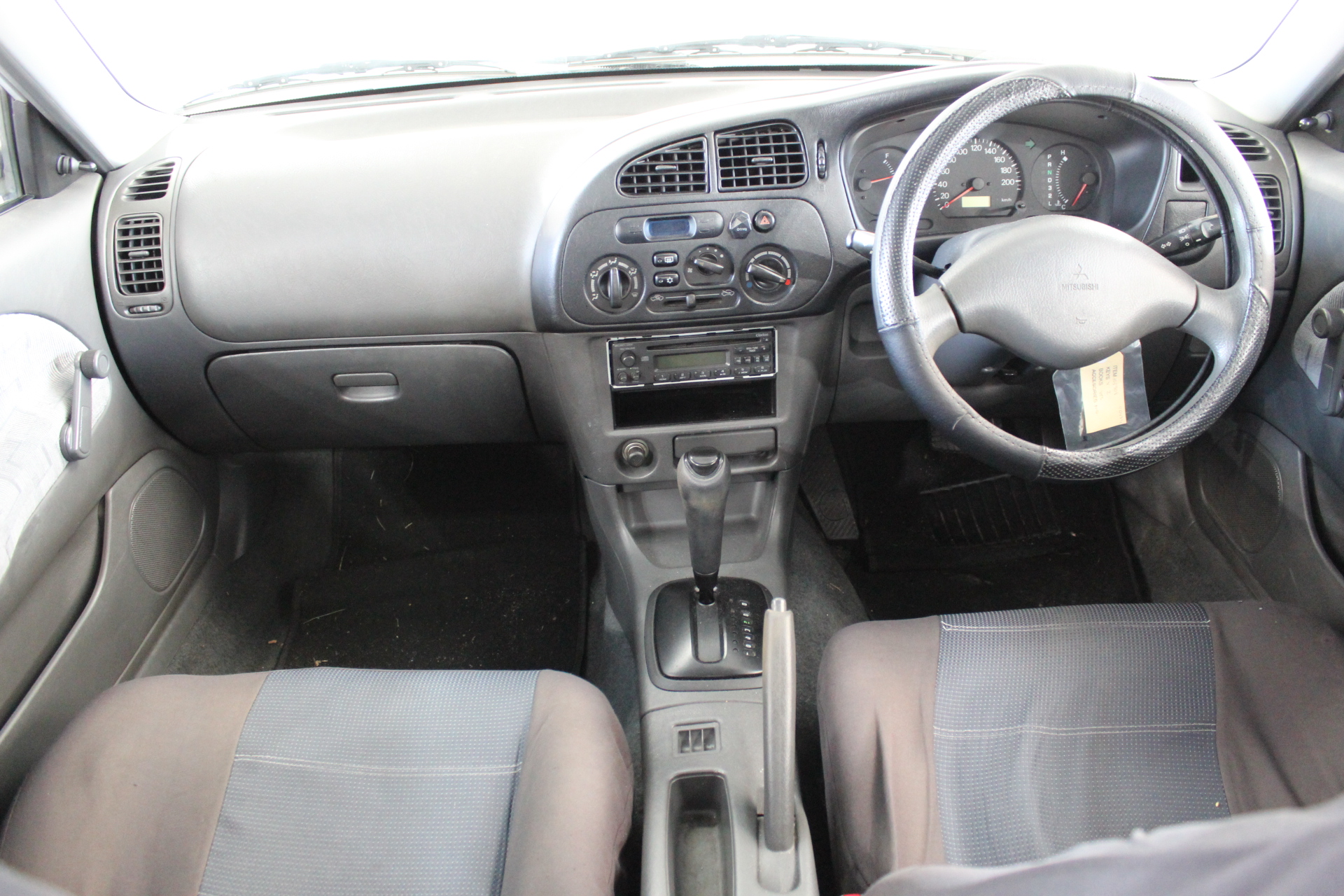 Maxilift Crane on Pallet