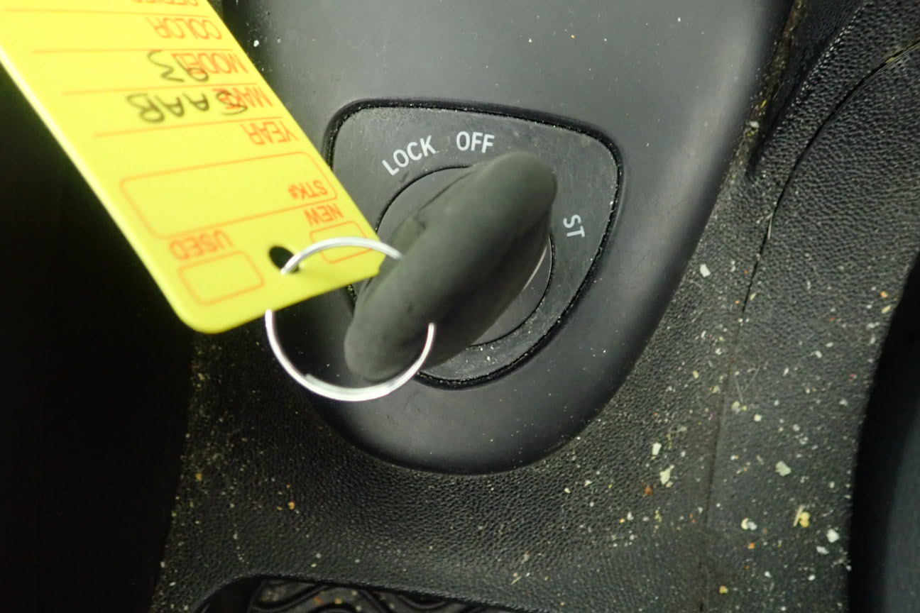 H2OGO! Inflatable Family Lounge Pool, 305 x 218 x 69cm, 1280L Water Capacit